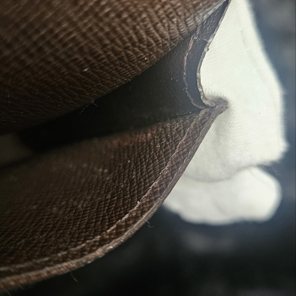 Louis Vuitton Damier case - Picture 9 of 9